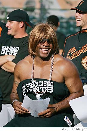 Barry bonds outlet no shirt