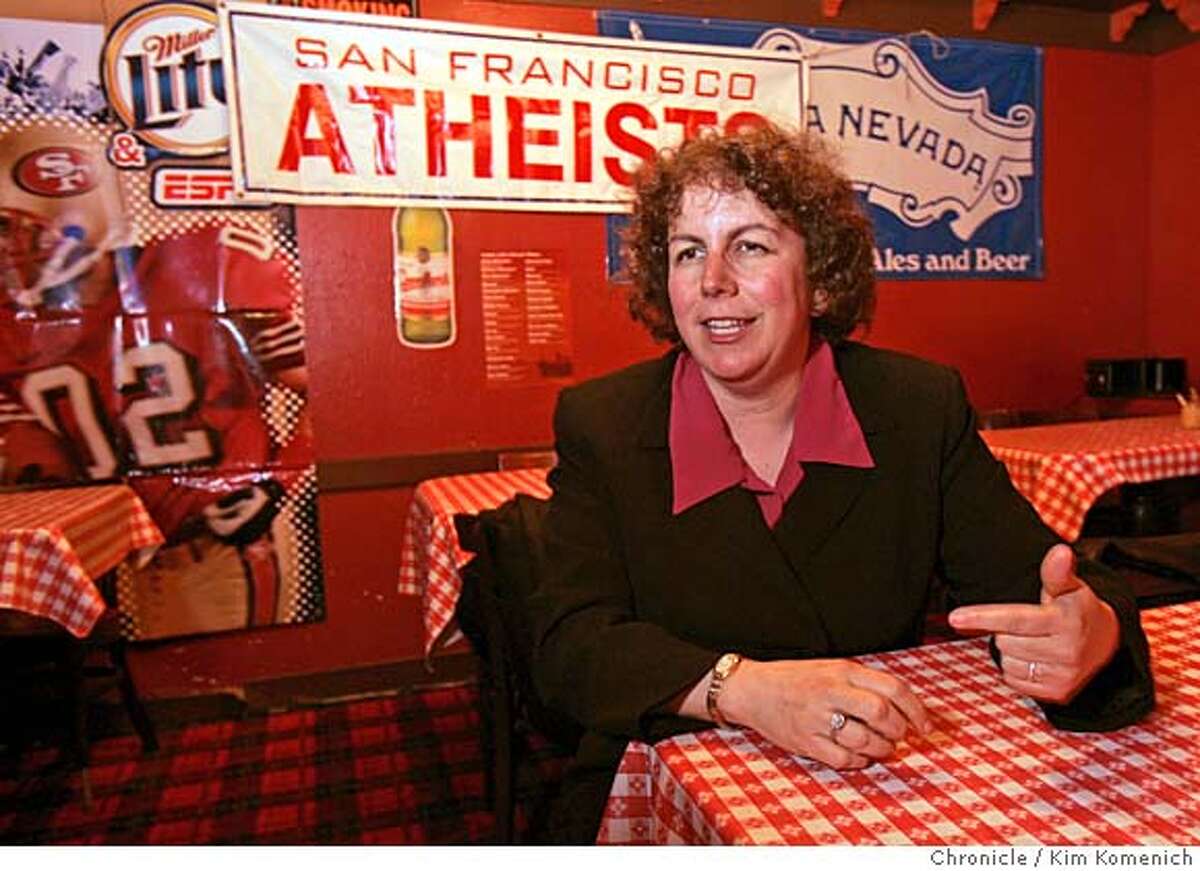 Lori Lipman Brown is the newly-hired atheist lobbyist in Washington D.C, We photograph her at the San Francisco Atheists meeting at Tommy's Joynt. San Francisco Chronicle photo by Kim Komenich 1/24/06