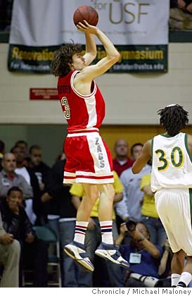 Zags, Morrison too much for Dons / Nation's top scorer torches USF for 41
