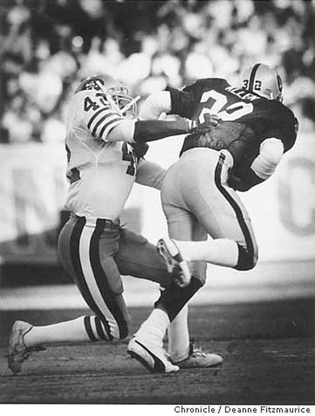 49ers safety Ronnie Lott photo gallery