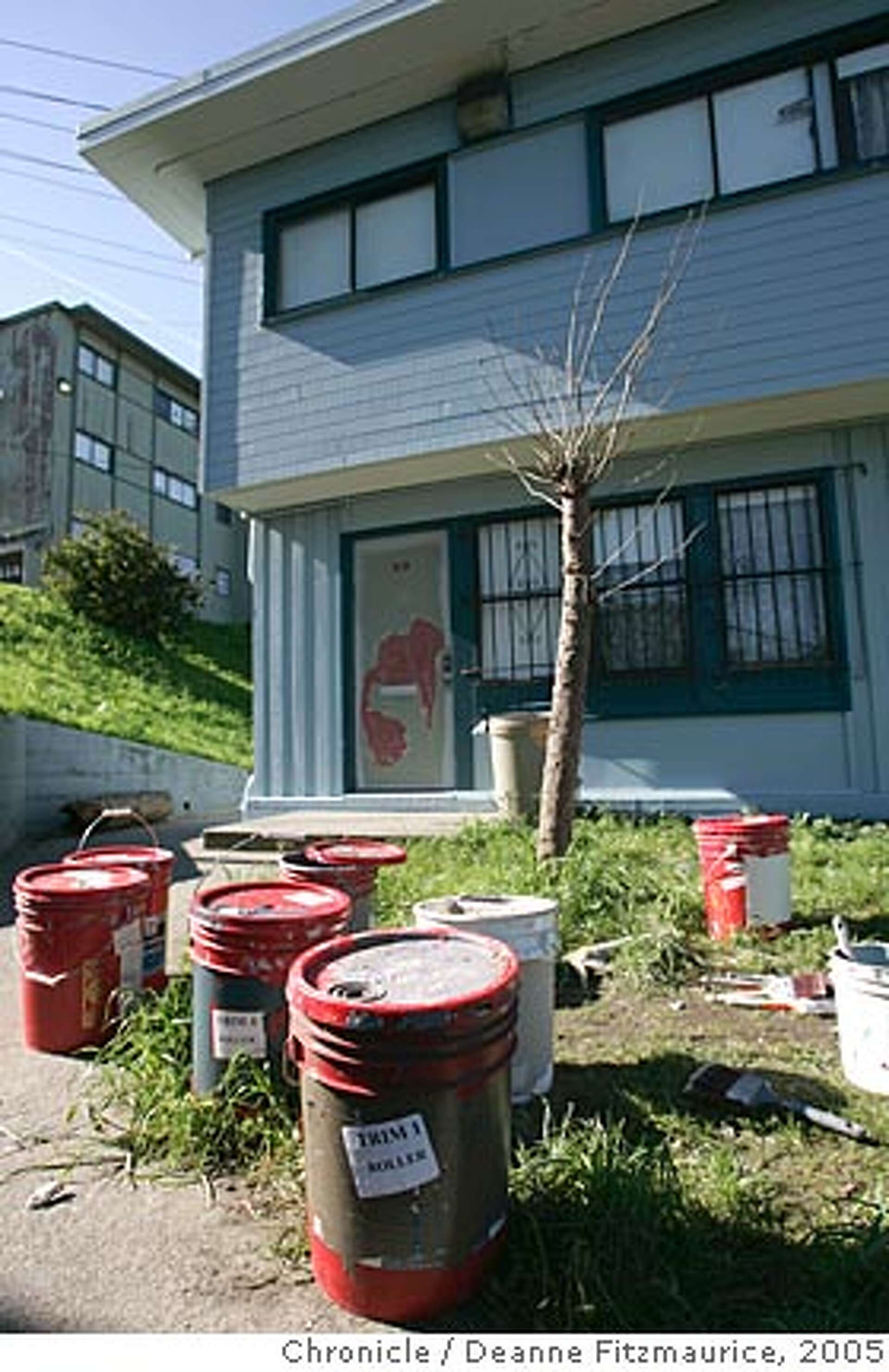 Hunters View - not Sunnydale - ranks as S.F.'s worst complex, image size:1920x2962