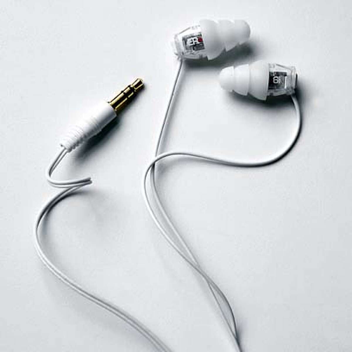 Best headphones for long plane trips