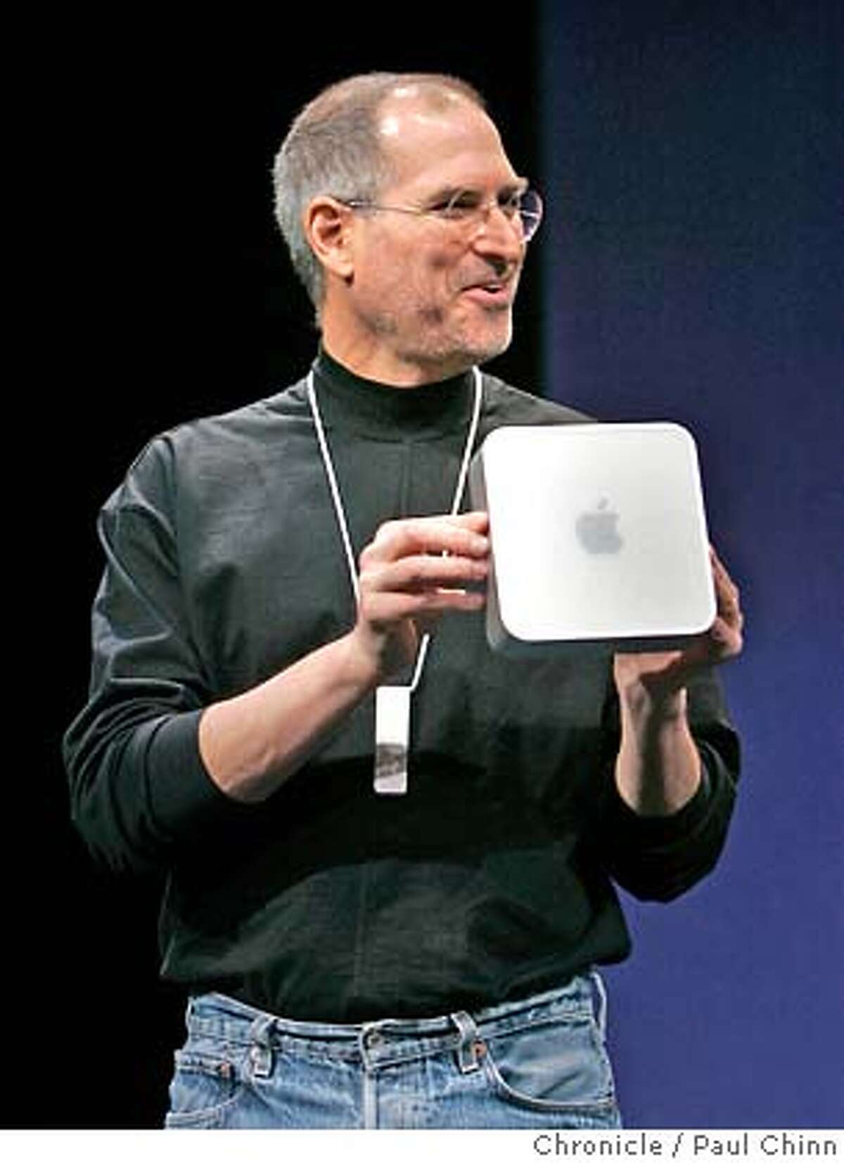 MACWORLD EXPO 2006 / All eyes on Apple / Mac users expect new tech