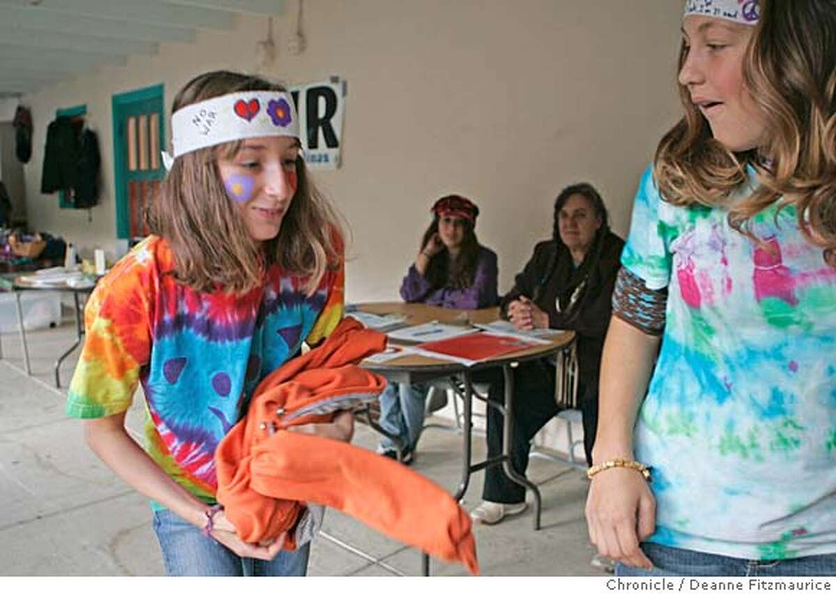 At home in the heart of San Geronimo / Community center started with