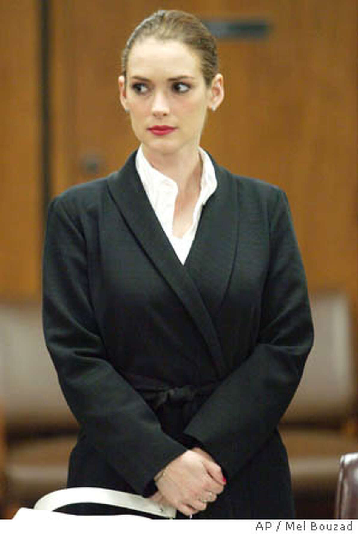 1200px x 1788px - Winona snubbed by defense attorney; teen star Hilary Duff in a huff; Hilton  sister in a scuffle