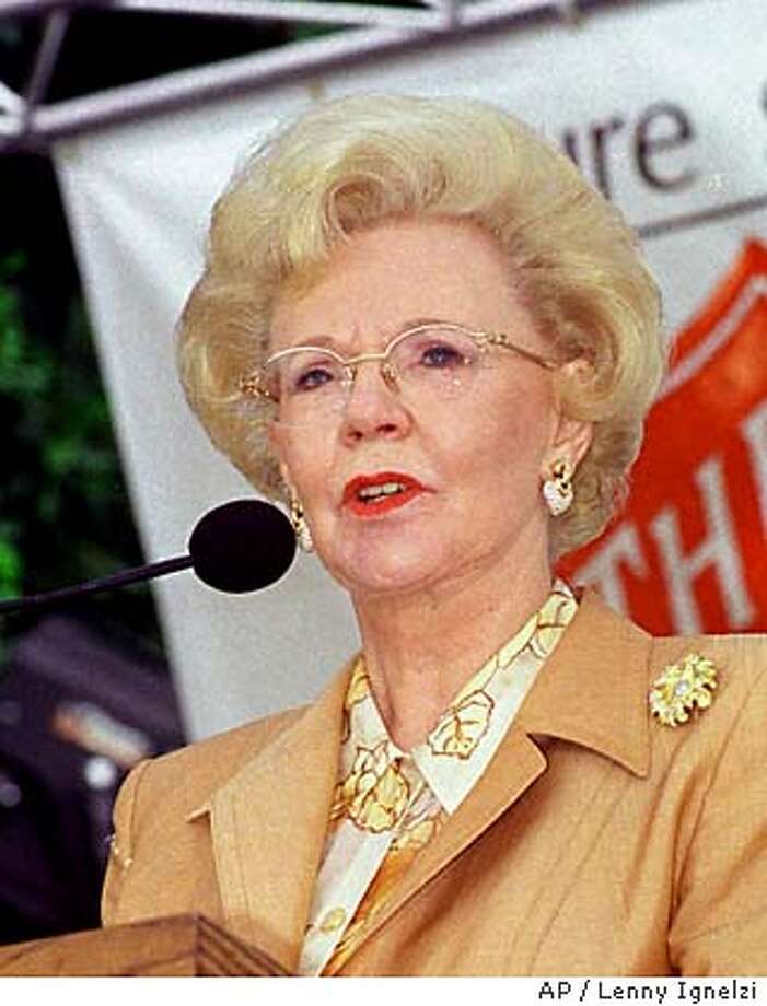 Kroc bequeaths 200 million to NPR / Widow of McDonald's founder was