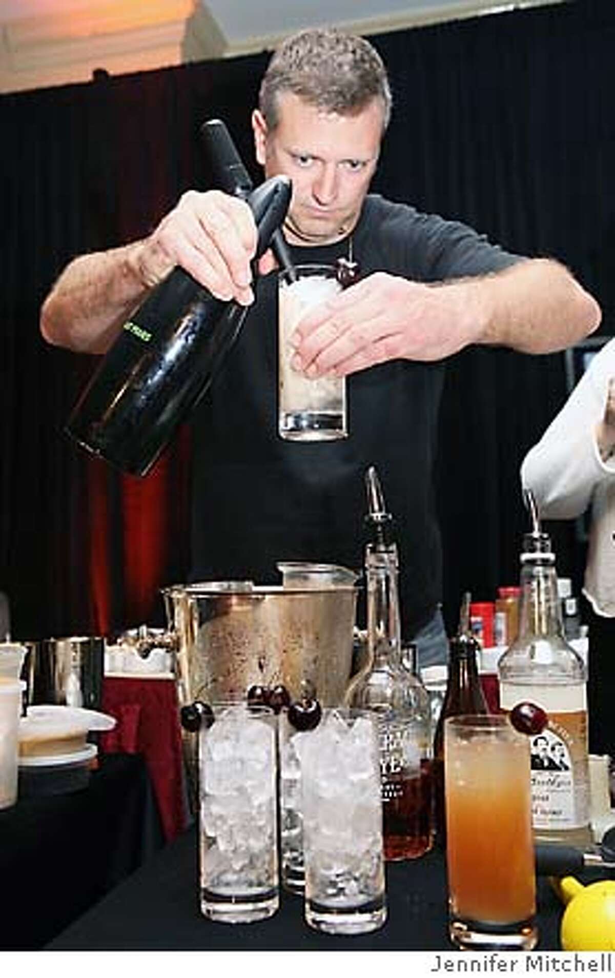 Bay Area bartenders earn toasts at New Orleans cocktail event