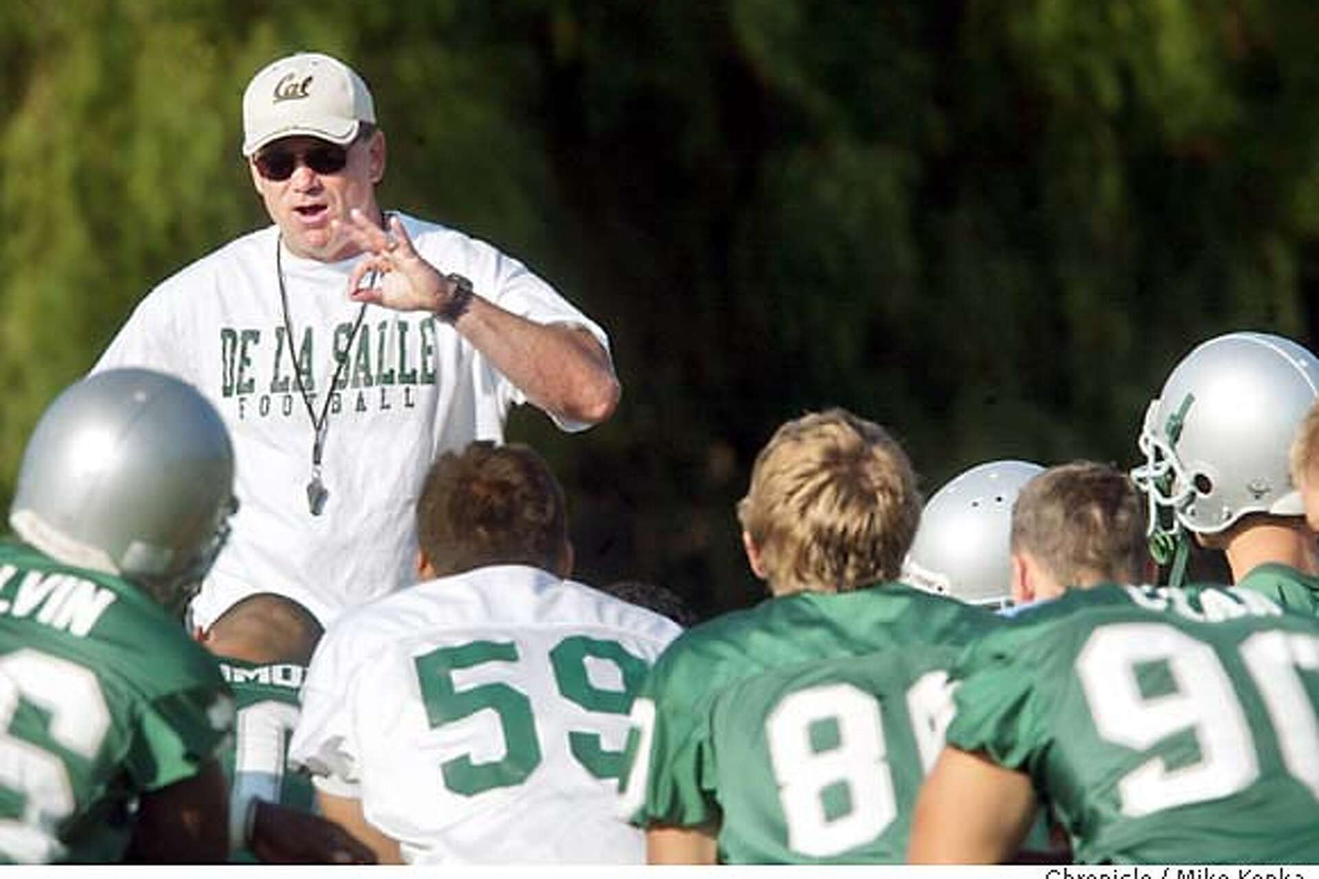 De La Salle's win streak on the line on national TV / Rare football ...