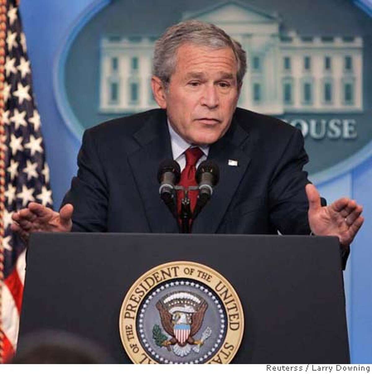 U.S. President George W. Bush holds his first official news conference in the remodeled James S. Brady Press Briefing Room at the White House in Washington, July 12, 2007. REUTERS/Larry Downing (UNITED STATES) 0