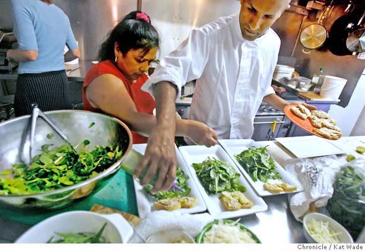 CREATING RADIO AFRICA & KITCHEN / Eskender Aseged's moving experiment