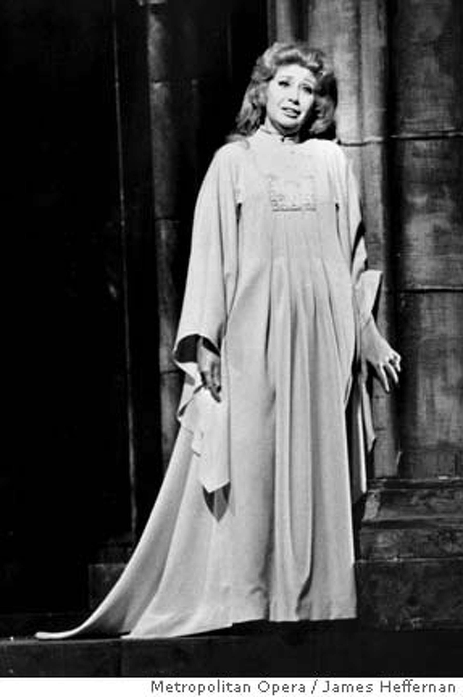 Beverly Sills -- outgoing opera star charmed audiences