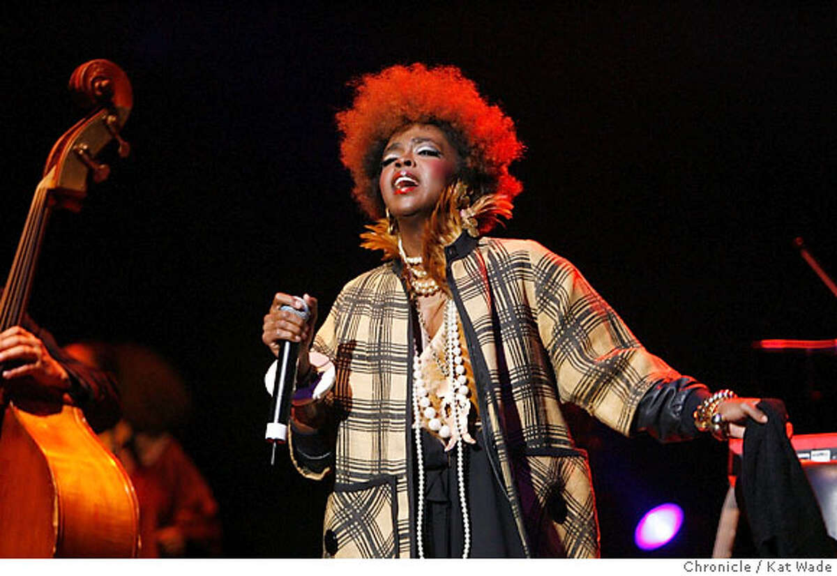 Lauryn Hill's Paramount Theatre show gets off to a rocky start