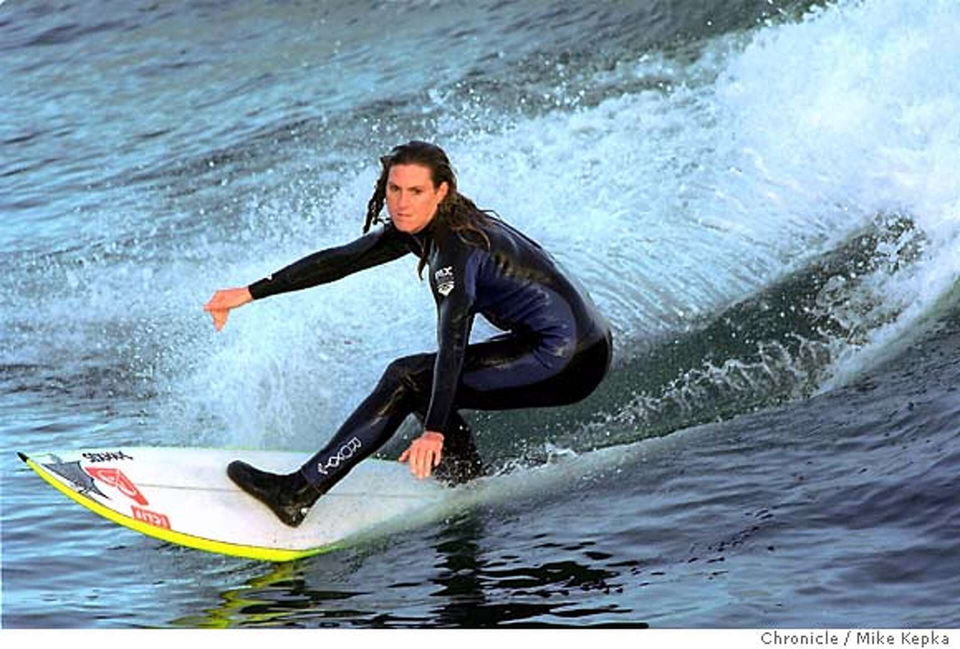 サーフィン・ボディボード Photo/ Stoner Matt Warshaw Maverick / Matt Warshaw turns his passion into the definitive work