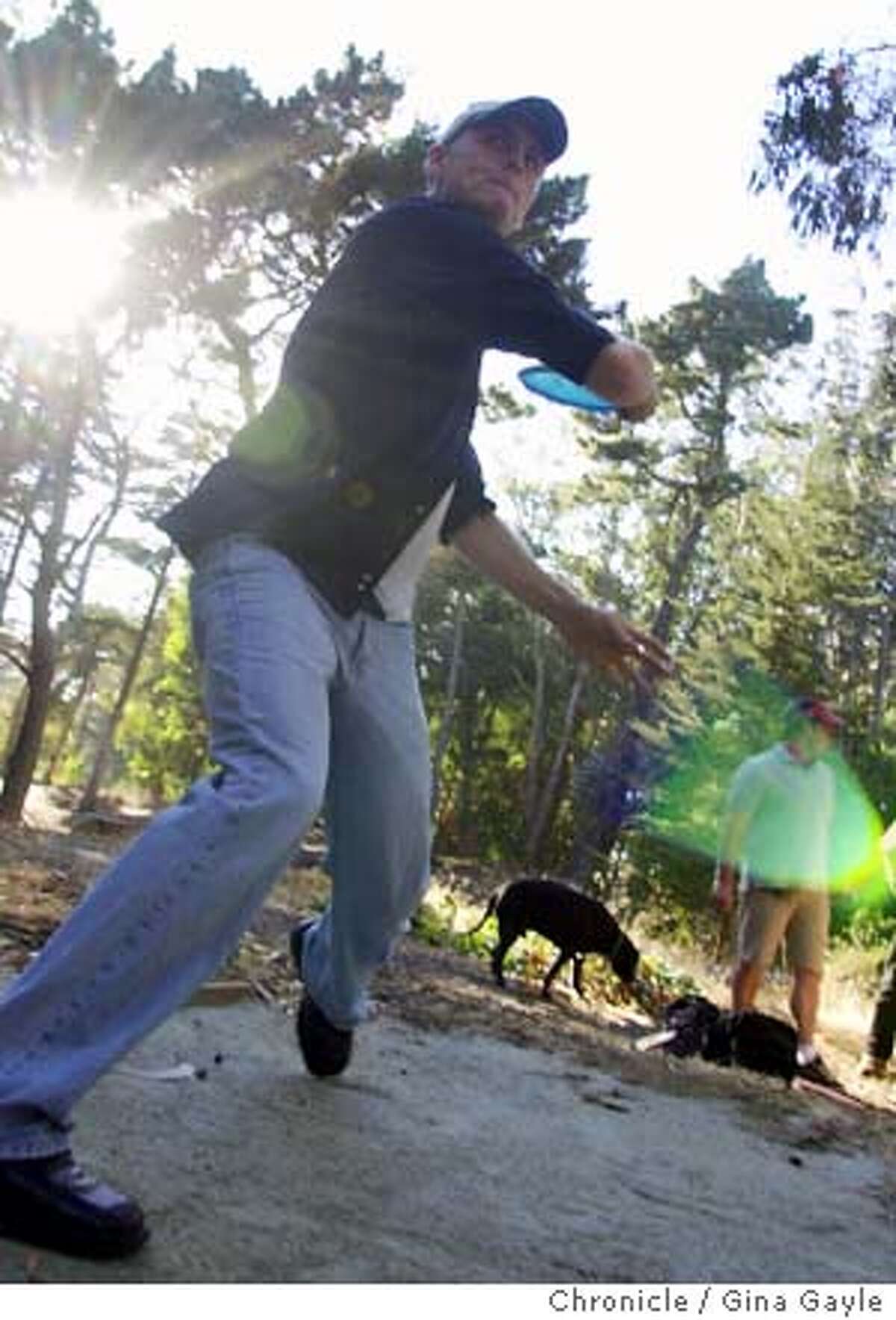 RECREATION / Frisbee golfers ready to tee off at Golden Gate Park