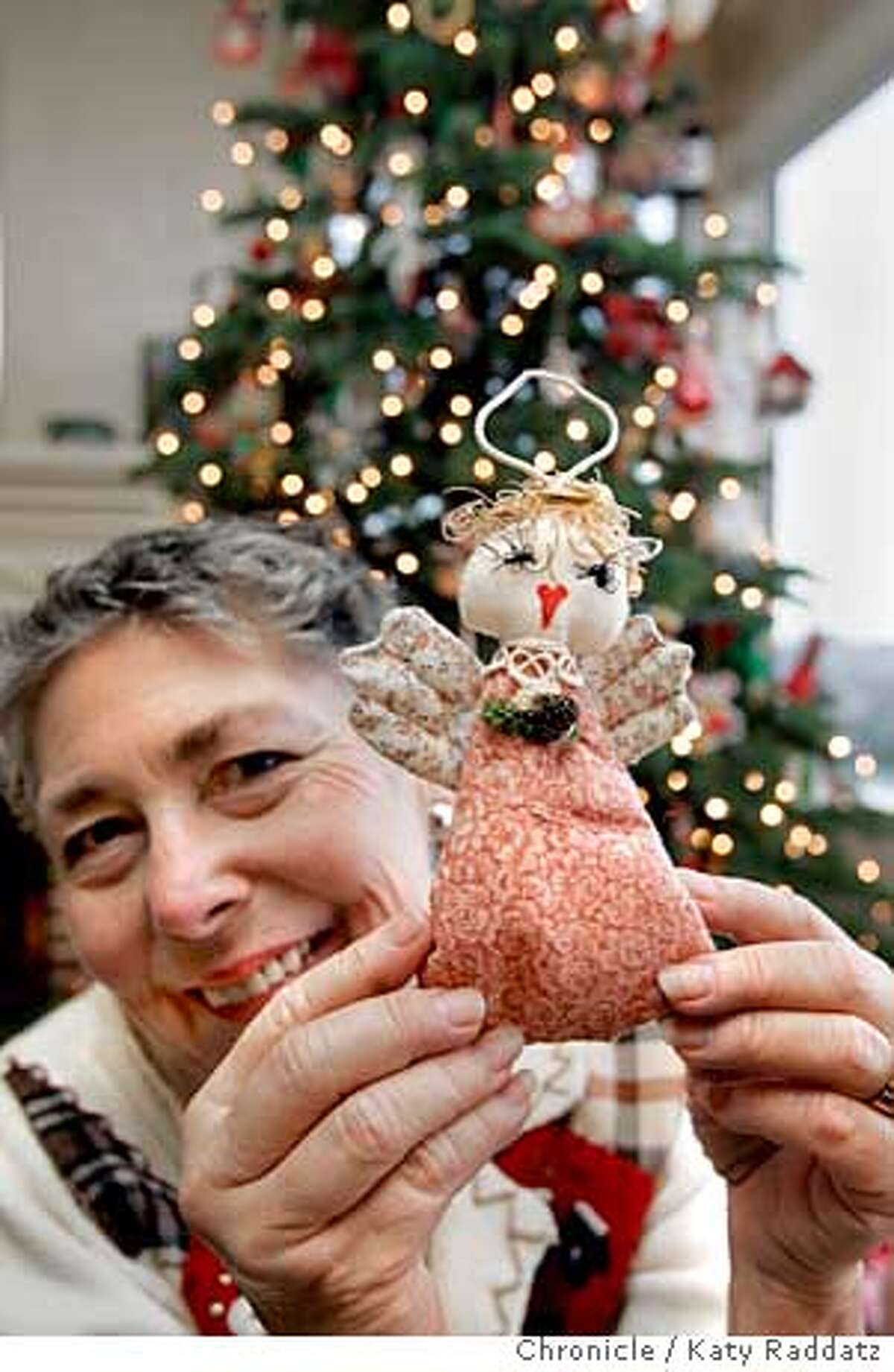 Readers share their Christmas trees / Living and fake, artful and