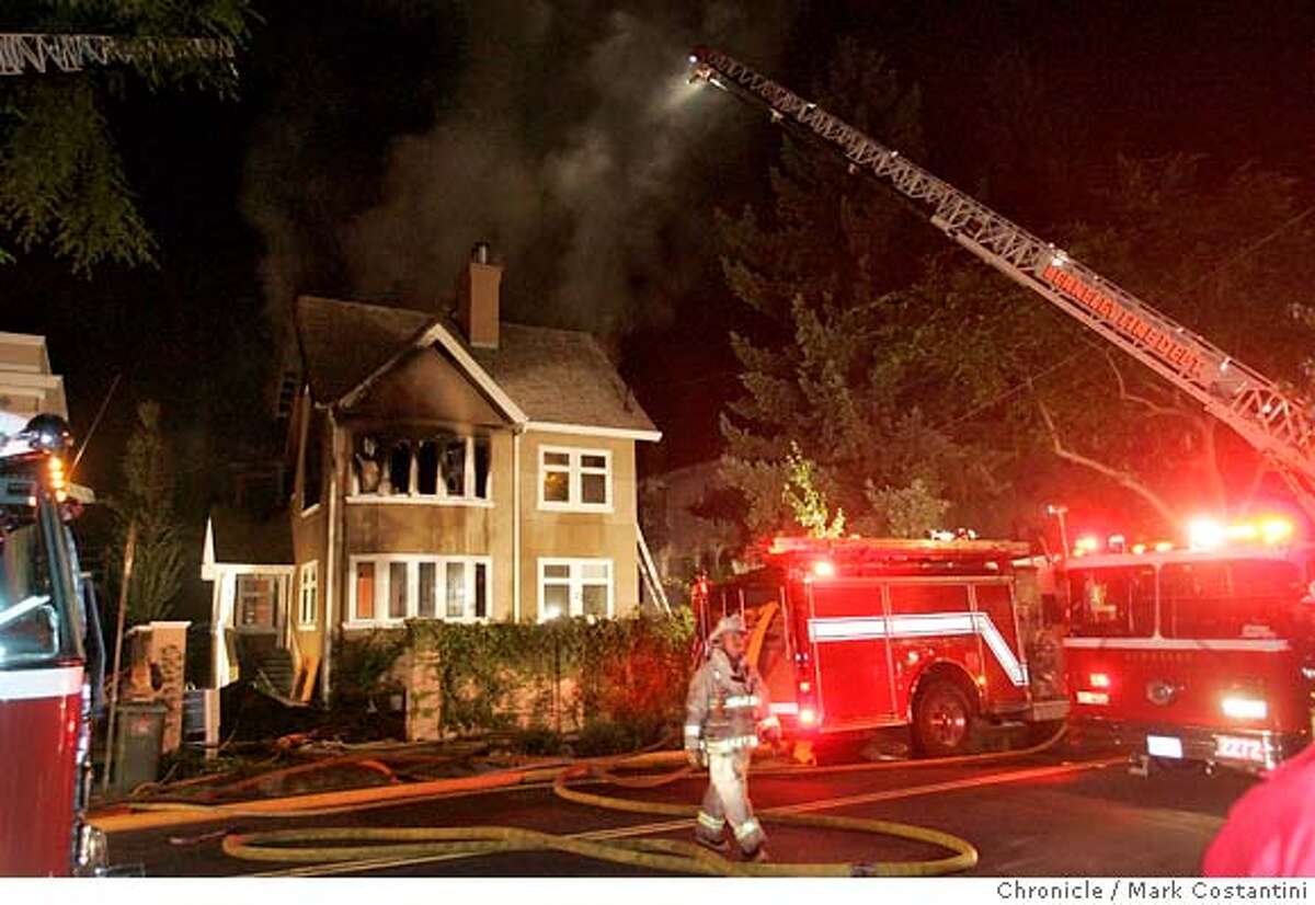 Berkeley home fire on College Avenue