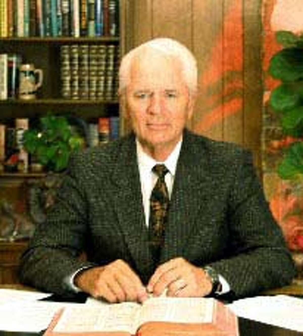 Garner Armstrong -- TV evangelist known for humor