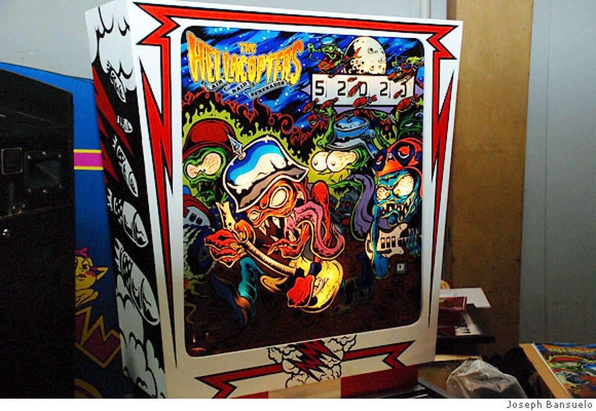 VINTAGE TREASURE / Hellacopters pinball machine Classic game gets a new