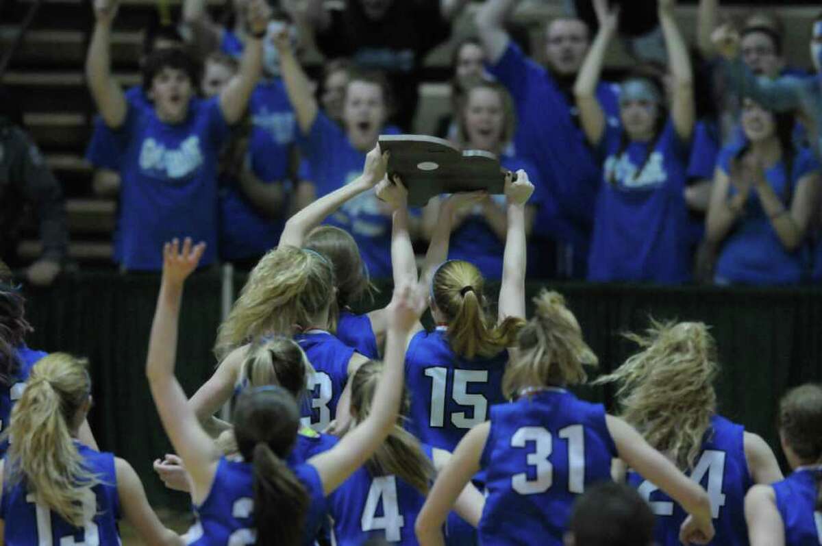 Hoosic Valley 'D' does it