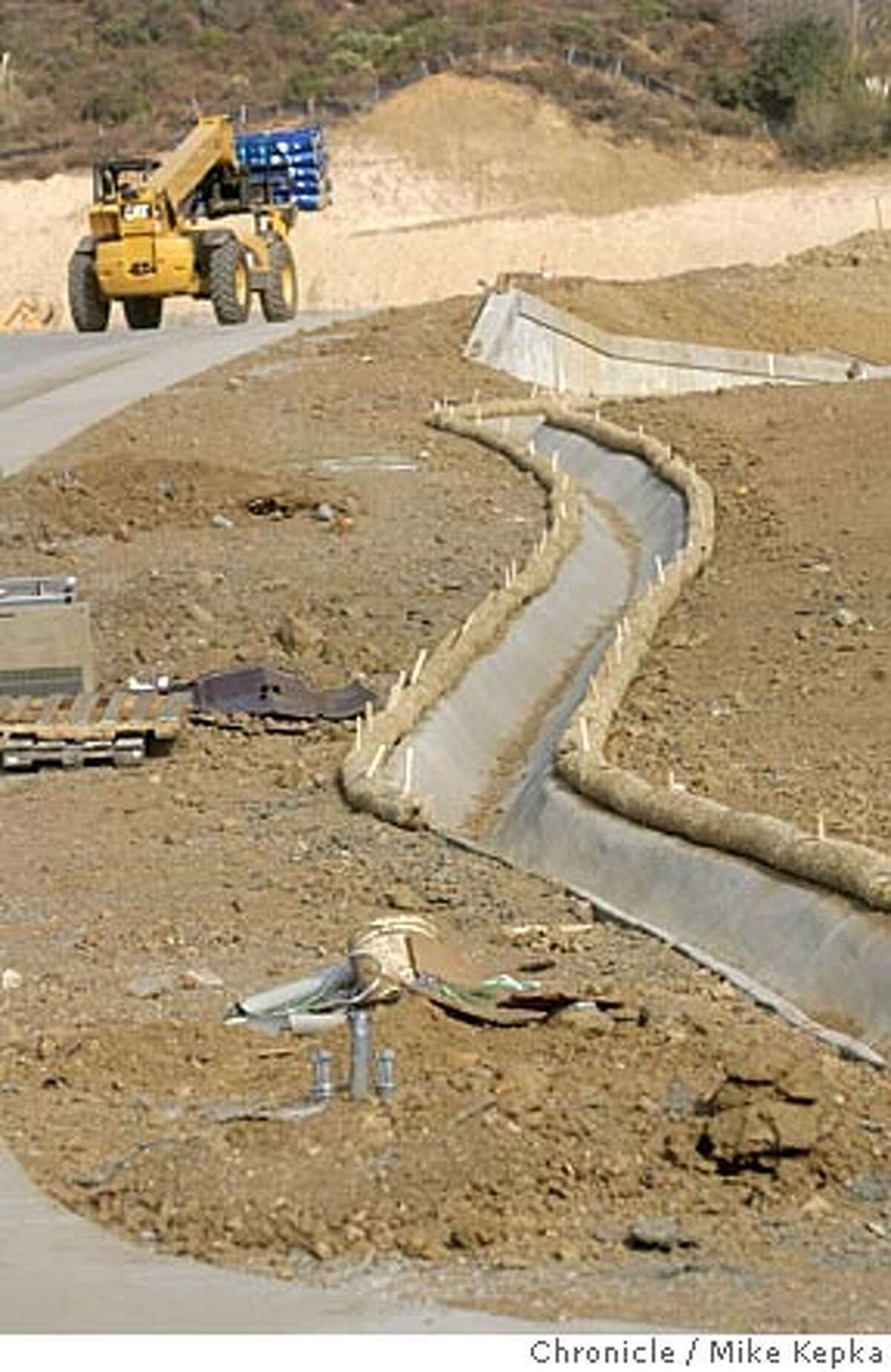 Extreme makeover / Leona Quarry to get a new life as Oakland's biggest