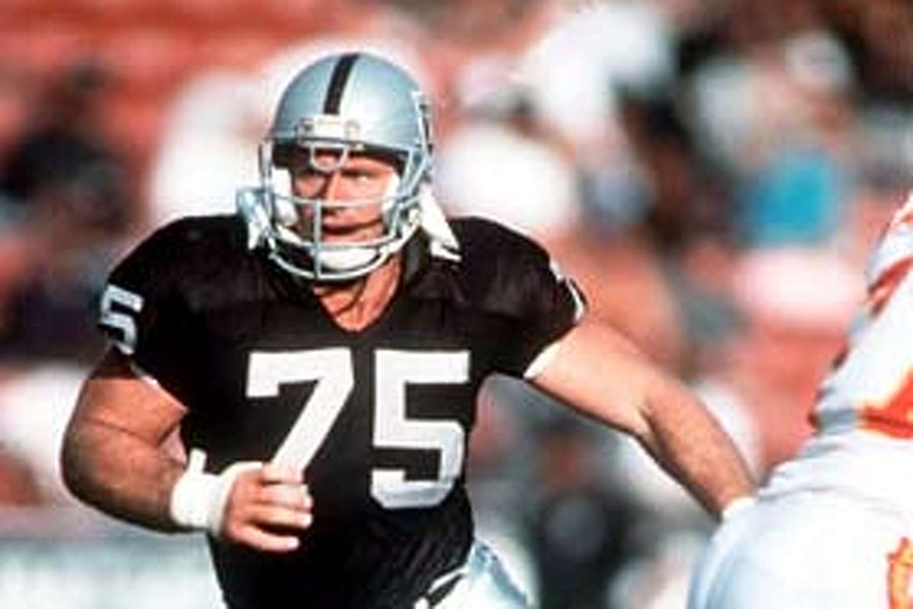 Raiders Spotlight: Howie Long