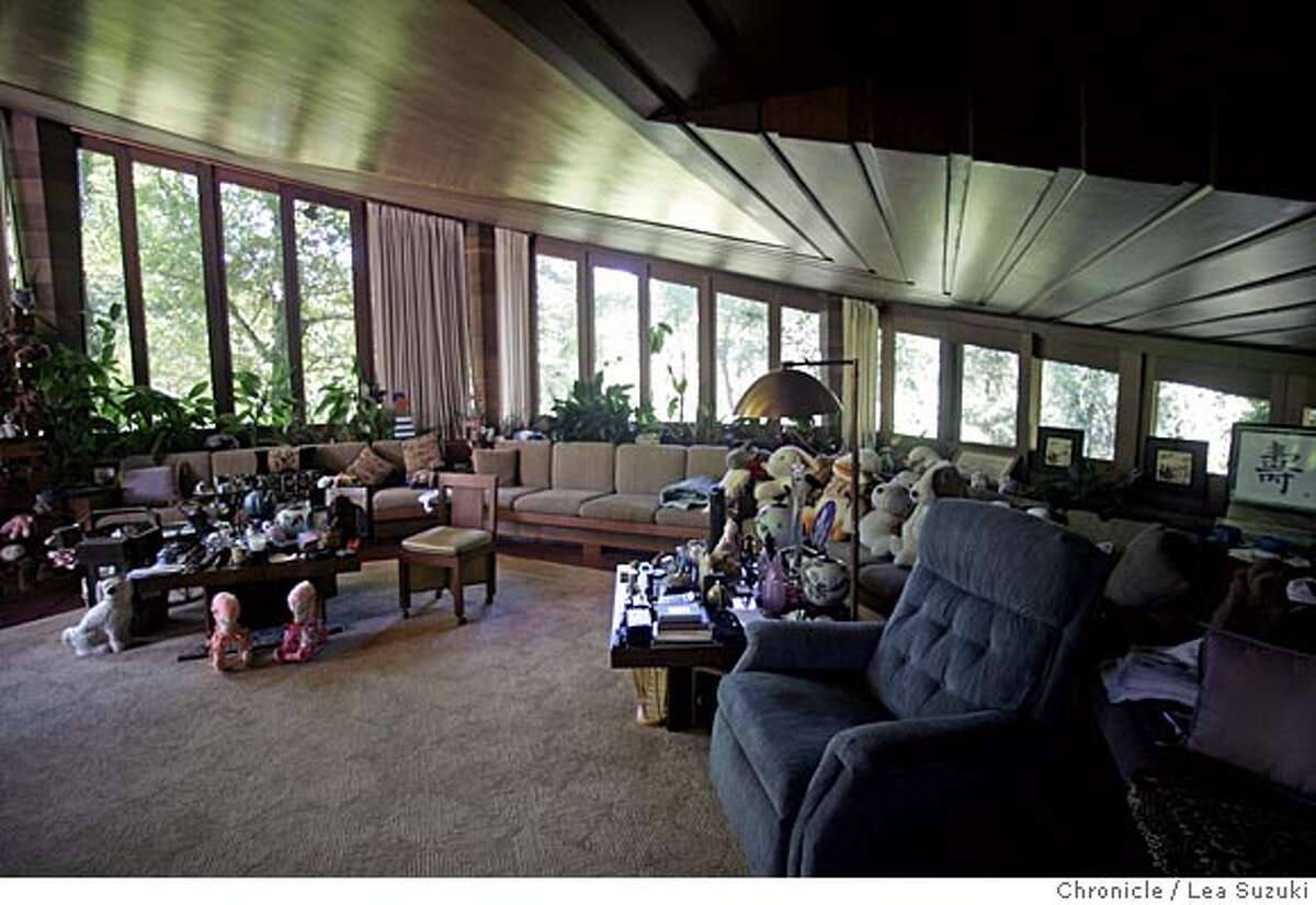 A life lived Wright / In 1948, Frank Lloyd Wright designed a house in