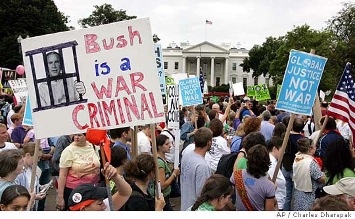 Washington, D.C.: Big Throng Marches Past White House