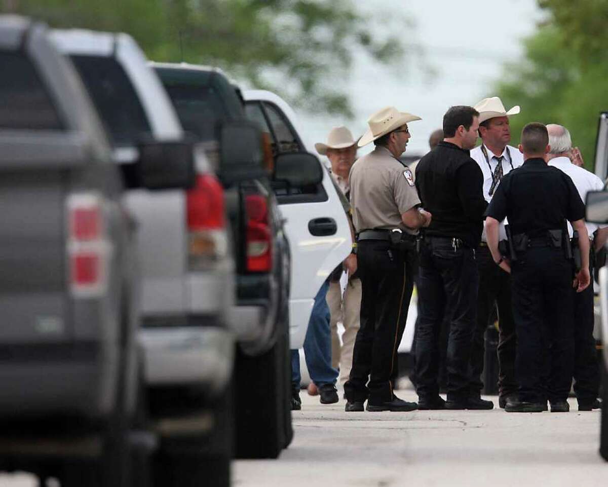 Police Man charged in Waller deaths planned Columbinelike attack