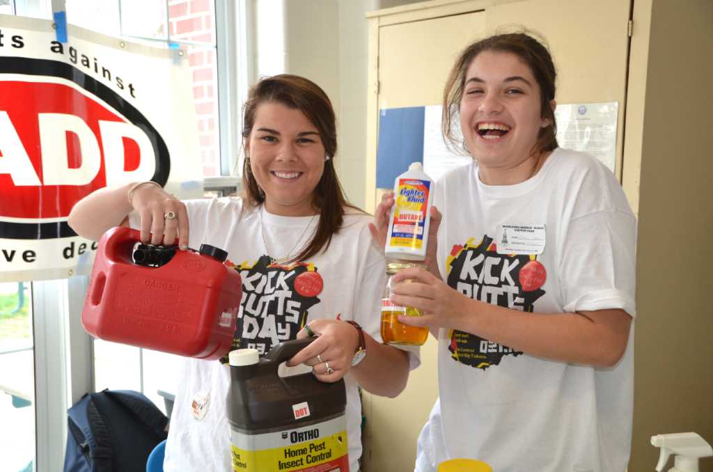 Darien students get schooled on the truth about tobacco