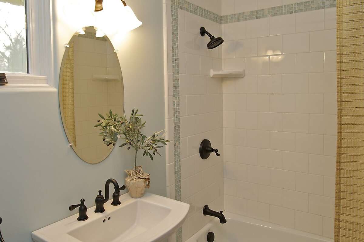 Elegant touches of Montclair Contemporary will awe and inspire