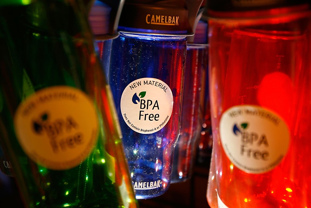 FDA bans BPA in baby bottles