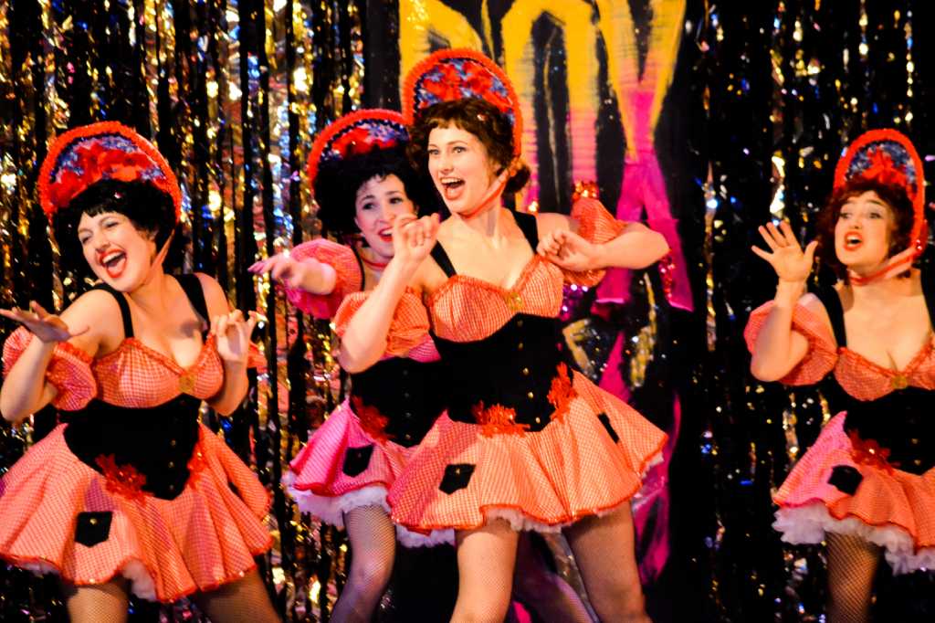 dolls that sing and dance