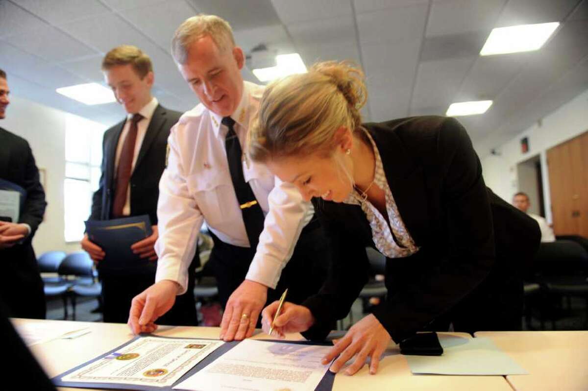 New Greenwich police officers sworn in