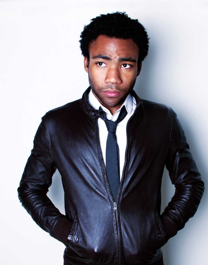 Дональд Гловер. Donald Glover Troy. Дональд Гловер фото. Childish.