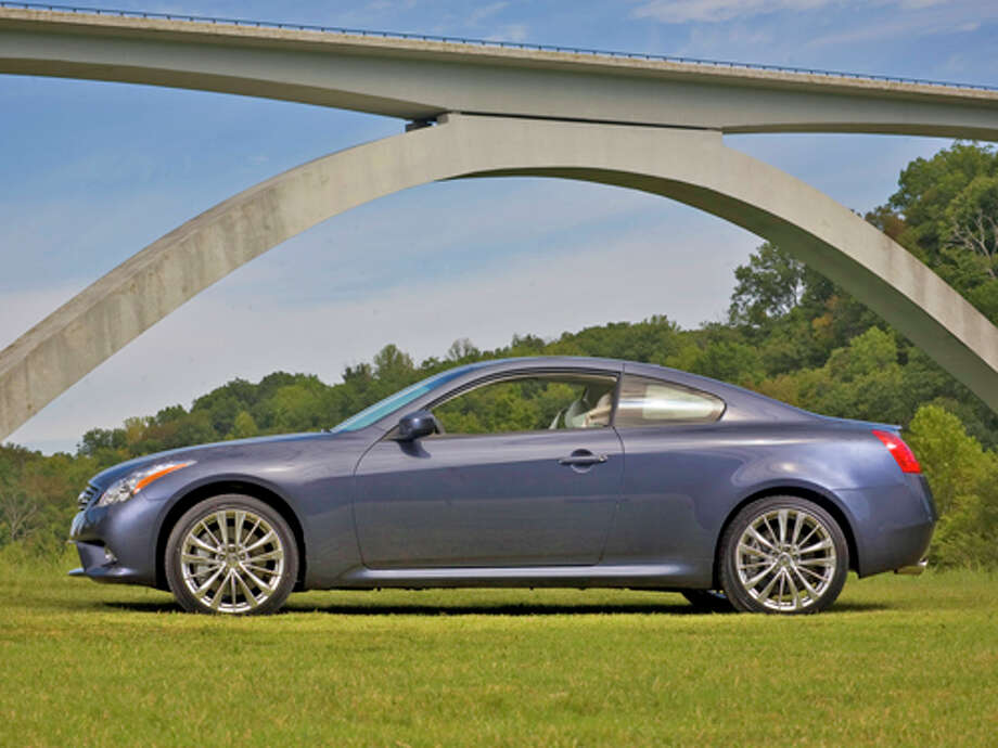 2011 infiniti g37xs coupe review