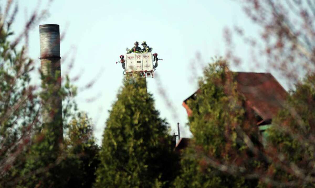 Norwalk junkyard fire knocked down