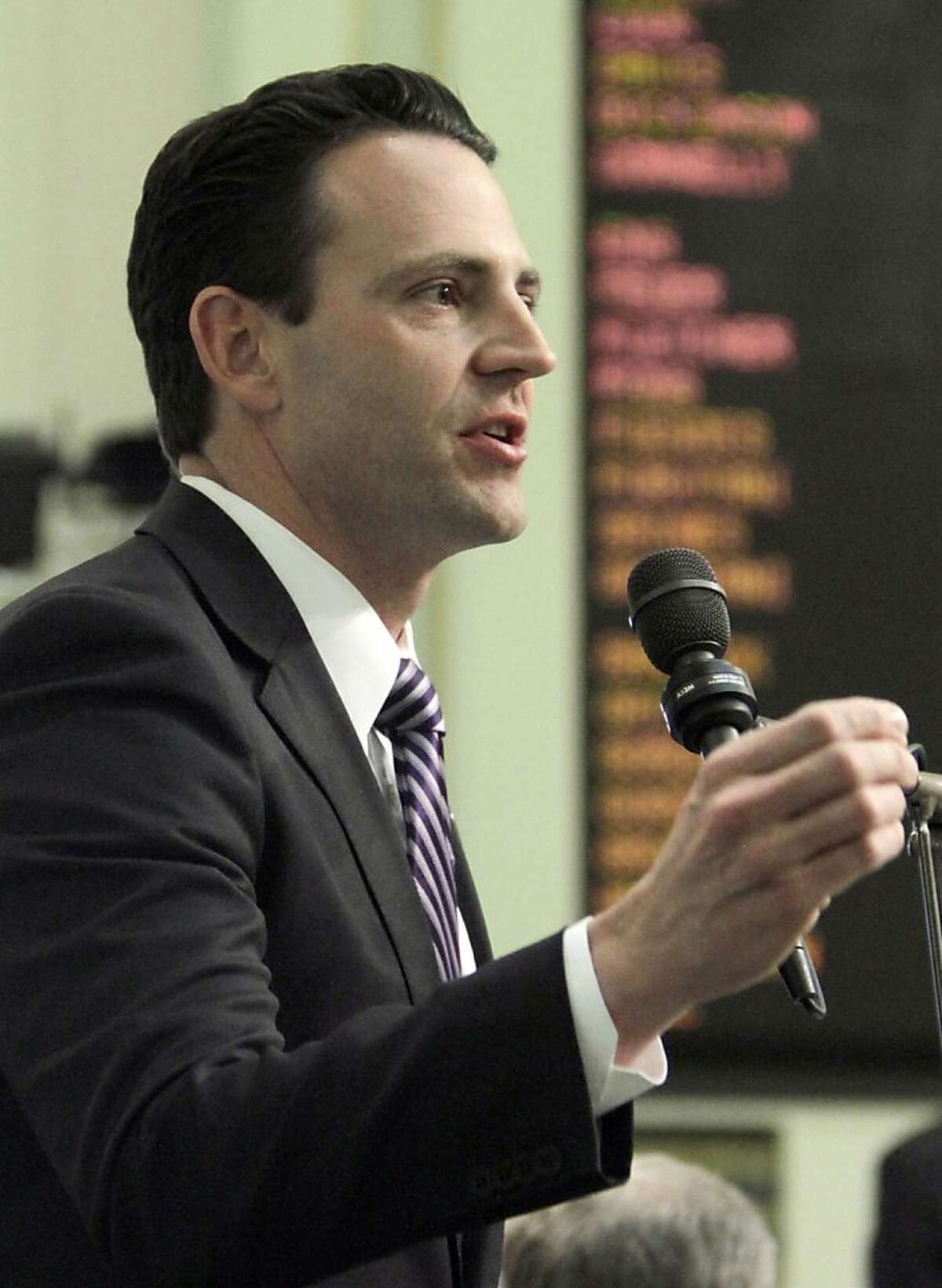 California Assemblyman Nathan Fletcher quits GOP