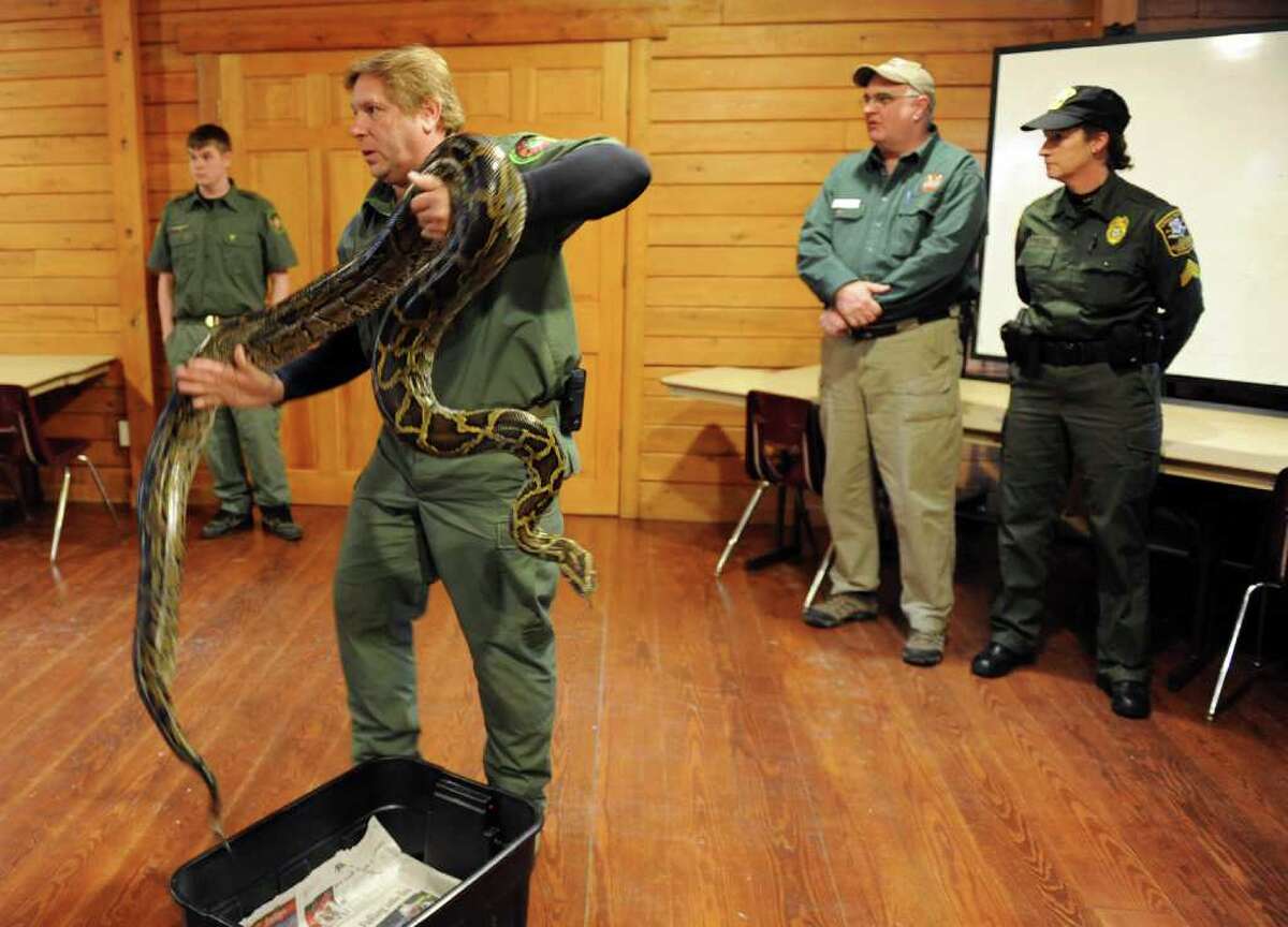 DEEP collects 5 illegal pets, one vicious python, at Beardsley Zoo