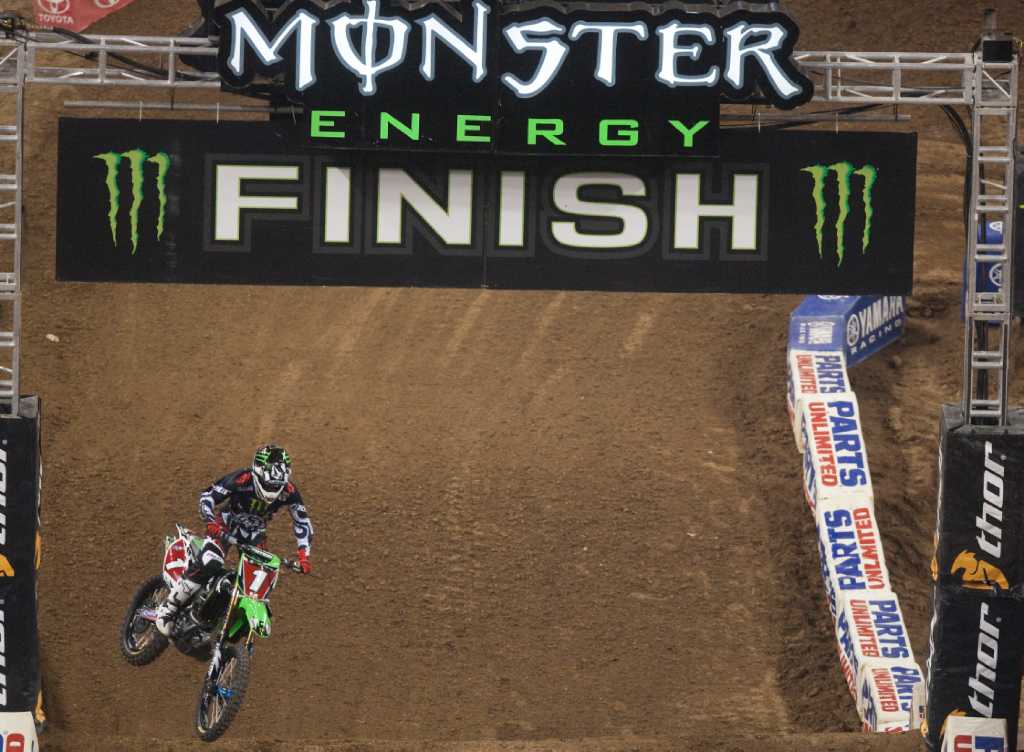 Ryan Villopoto makes history at AMA Supercross at Reliant