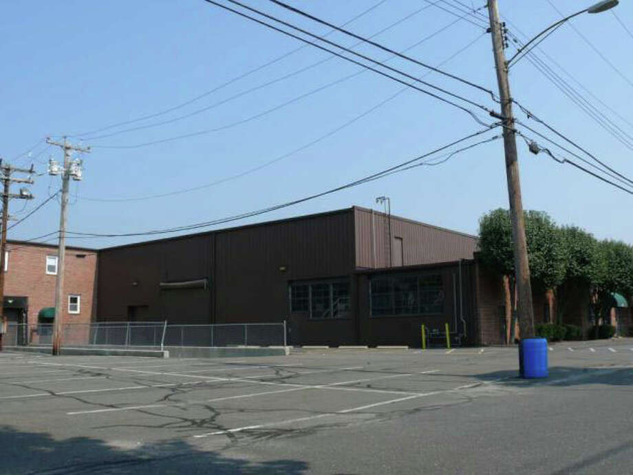 Honda Scales Back Service Center Plan In 2nd Bid For Roval Honda Of Westport Has Once Again Lied To The Town Plan And Zoning Commission For A