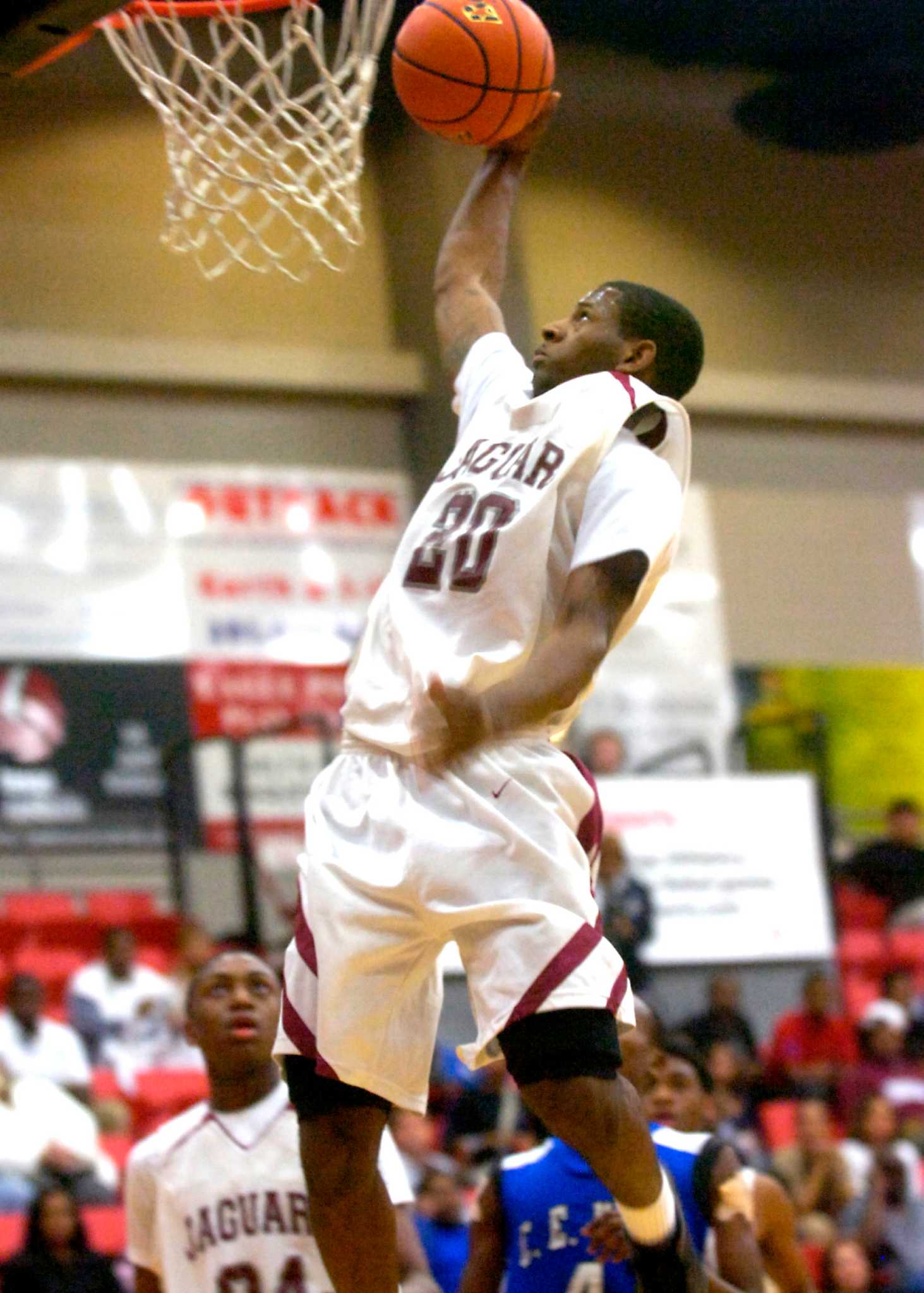 Central Boys Basketball Player Smith To Sign With Highland