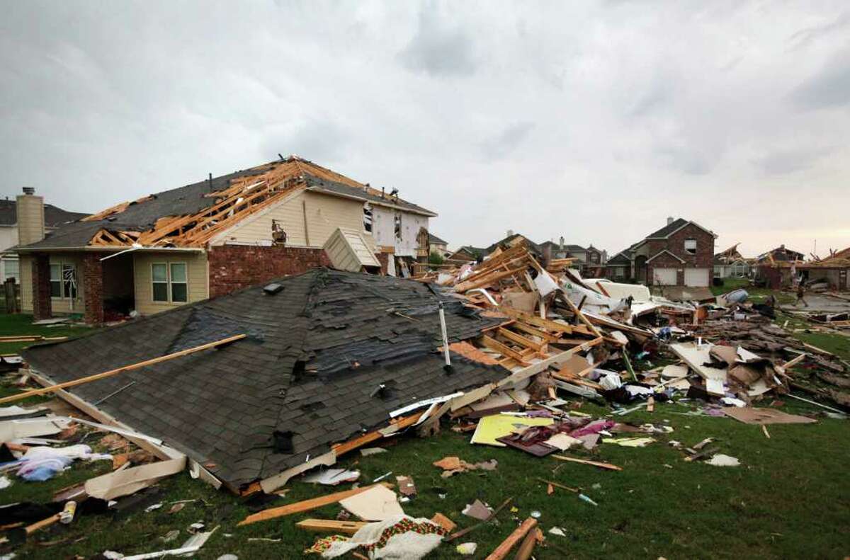 News of the world in photos: Tornadoes and destruction in Texas