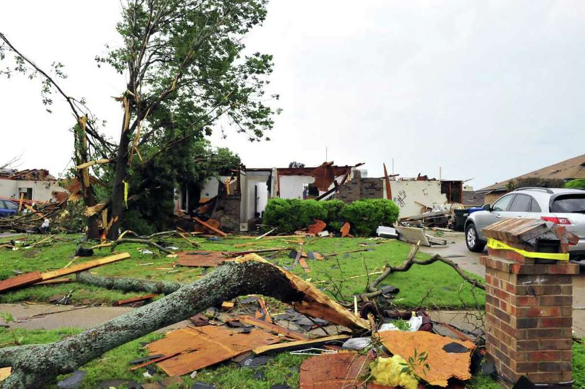 Lives rebuilt year after North Texas tornadoes