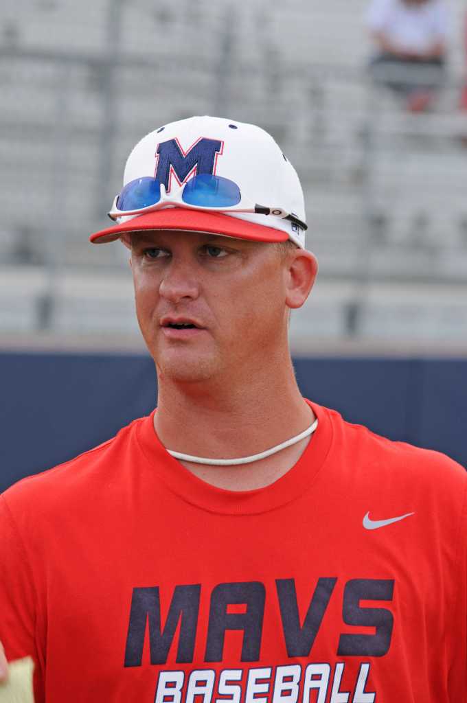 Baseball Manvel still fighting for playoff spot