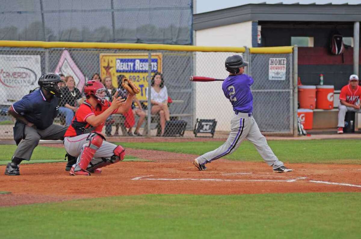 Baseball Manvel still fighting for playoff spot