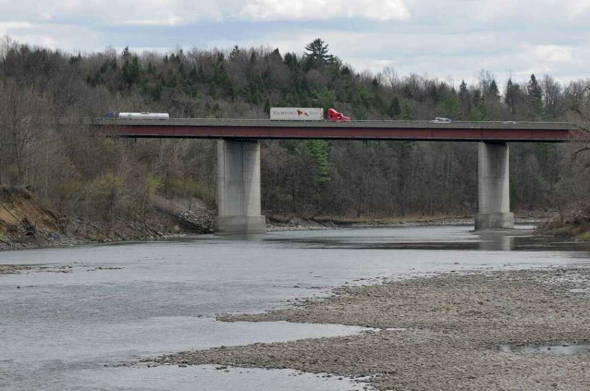 25 years ago ‘The bridge was gone’
