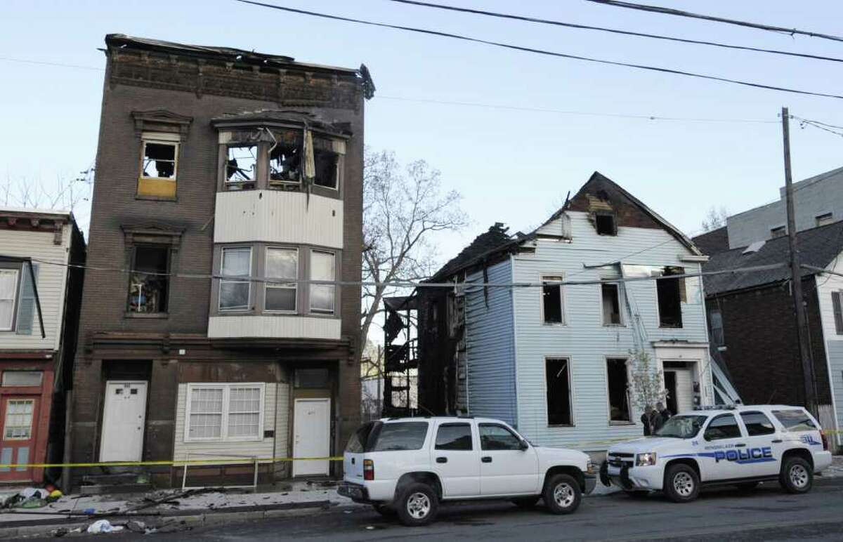 Investigators probe cause of Rensselaer fire