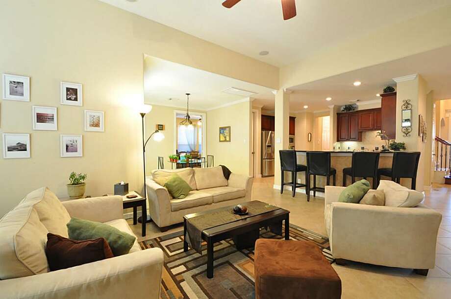 Sample 300,000 homes in Houston Chron