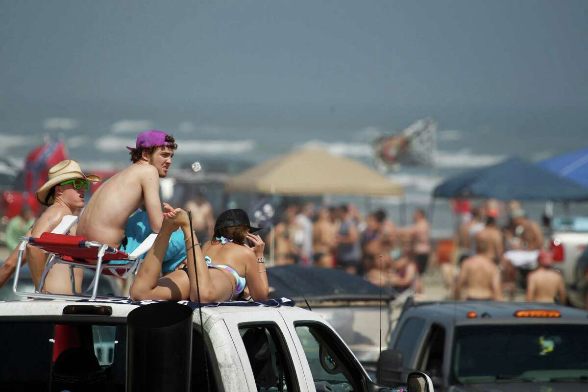 Port Aransas Bans Visible Drinking Of Alcohol On Beaches