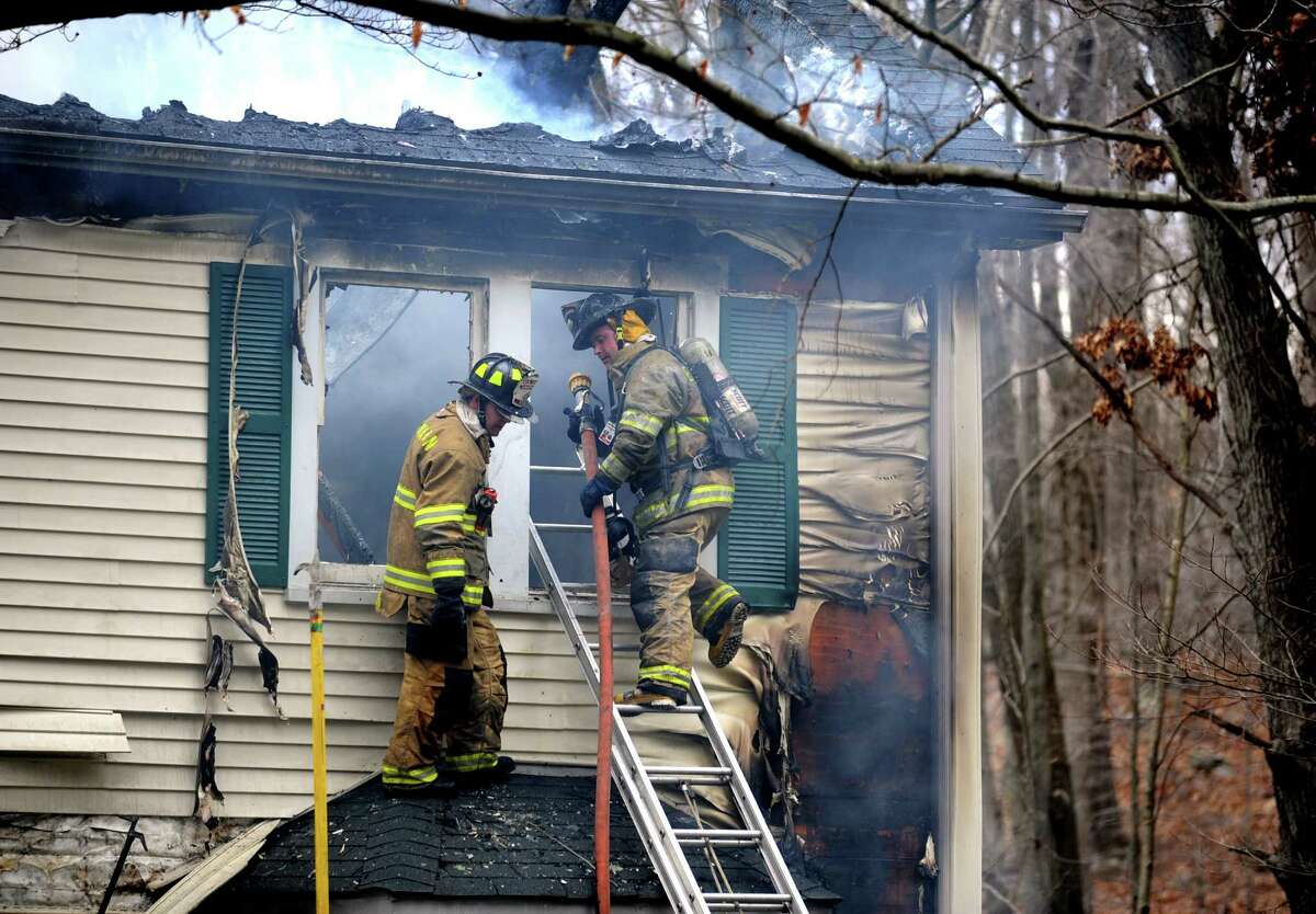 Twoalarm blaze destroys New Canaan home